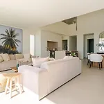 Villa New - Rooftop Jacuzzi & Sunset Views