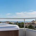 New - Rooftop Jacuzzi & Sunset Views Villa Santa Bárbara de Nexe