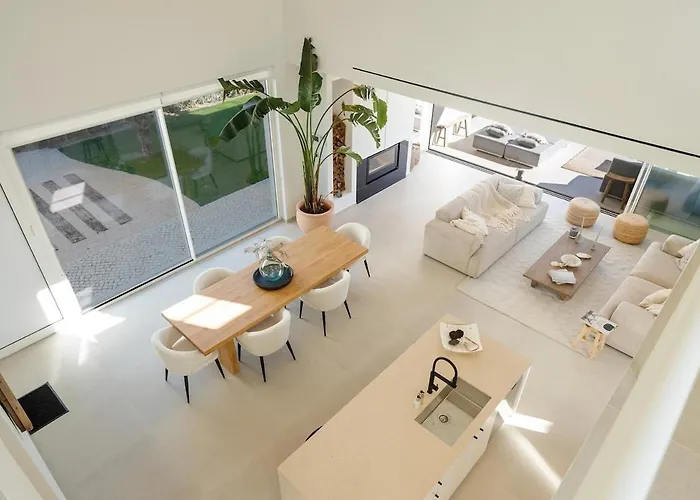 New - Rooftop Jacuzzi & Sunset Views *