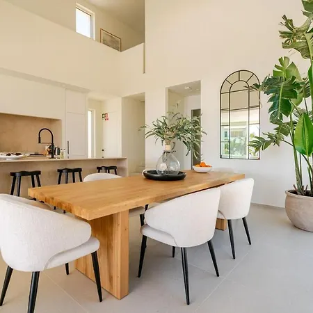 New - Rooftop Jacuzzi & Sunset Views וילה Santa Bárbara de Nexe