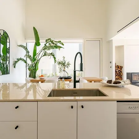 빌라 New - Rooftop Jacuzzi & Sunset Views Santa Bárbara de Nexe